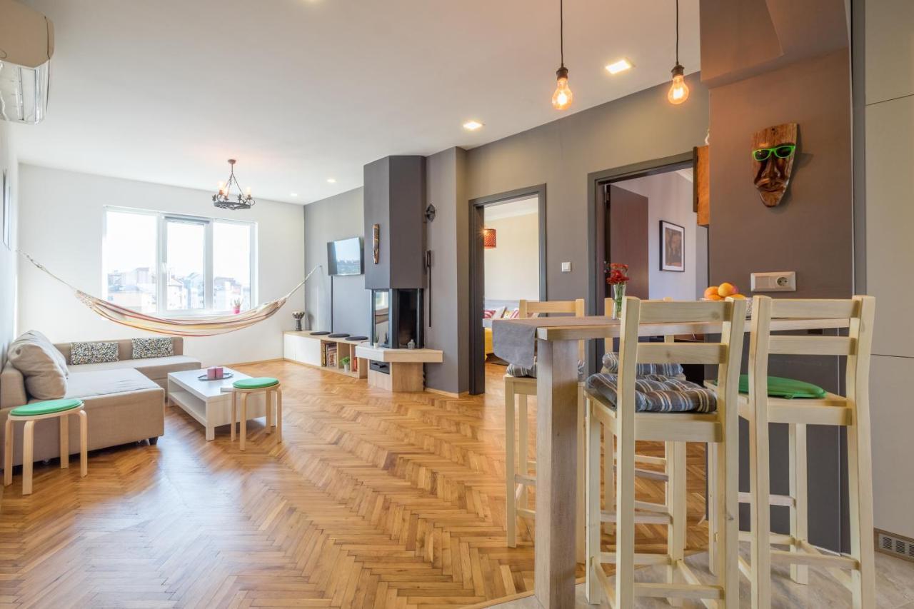 Artistic & Spacious 2Bd Central Apt By Flat Mаnager Sofia Eksteriør billede