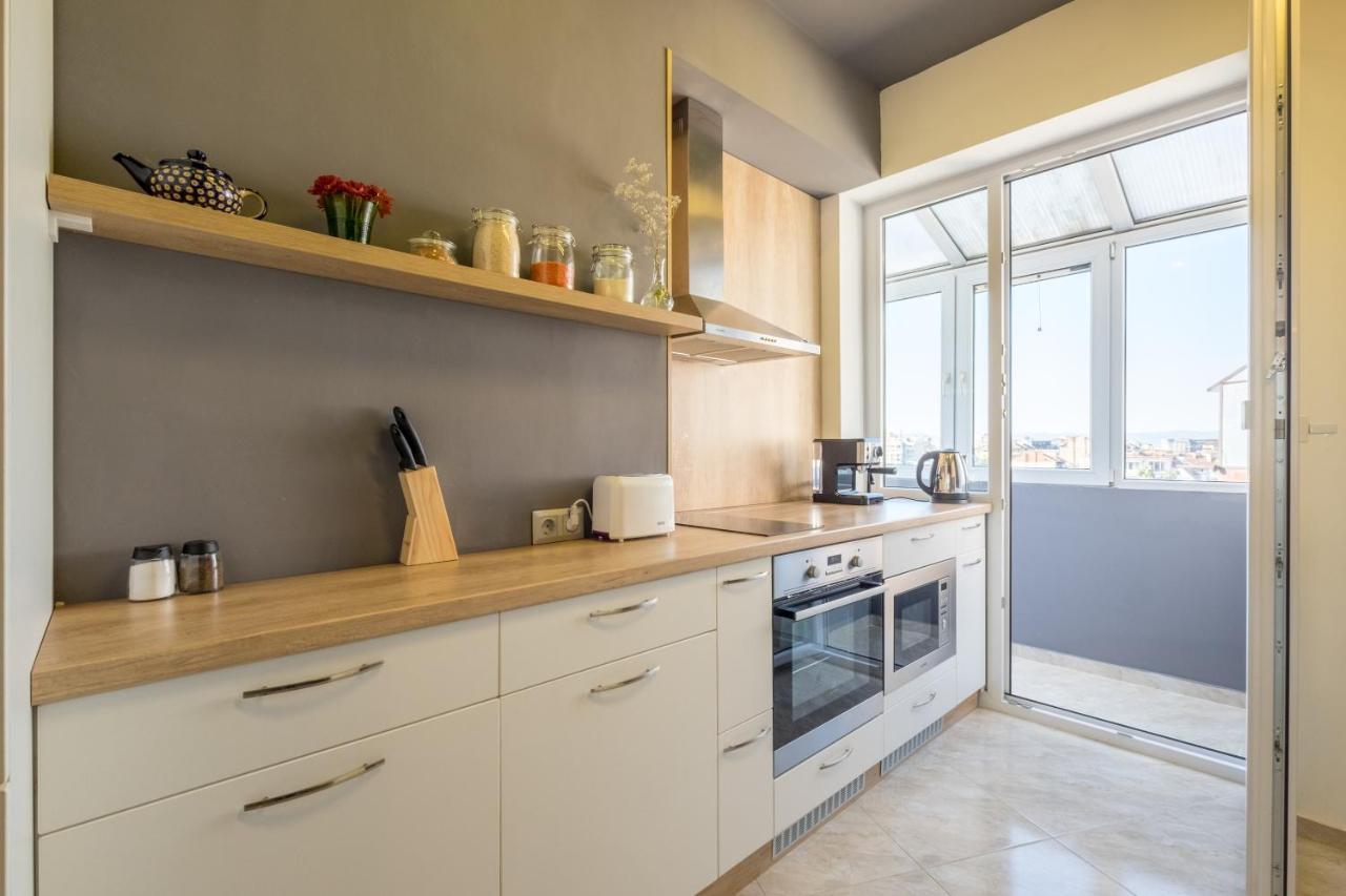 Artistic & Spacious 2Bd Central Apt By Flat Mаnager Sofia Eksteriør billede